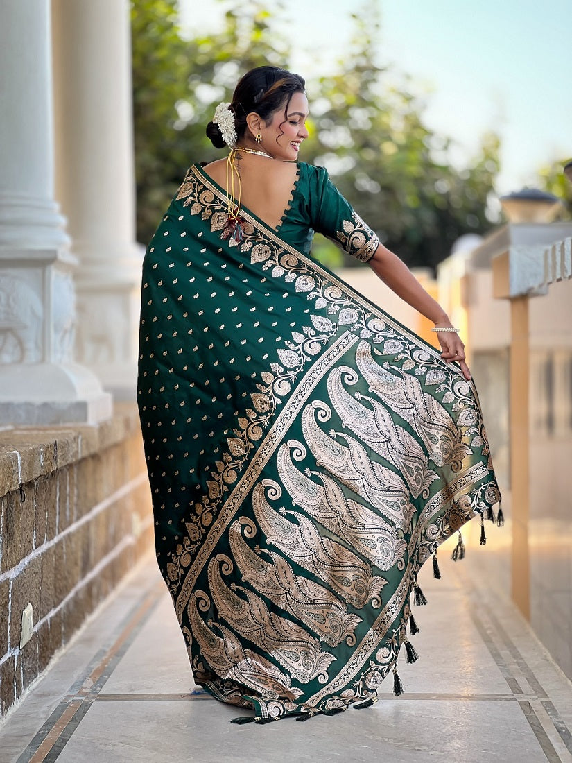 Green Soft Banarasi Silk Meenakari Weaving Saree With Unstitched Blouse