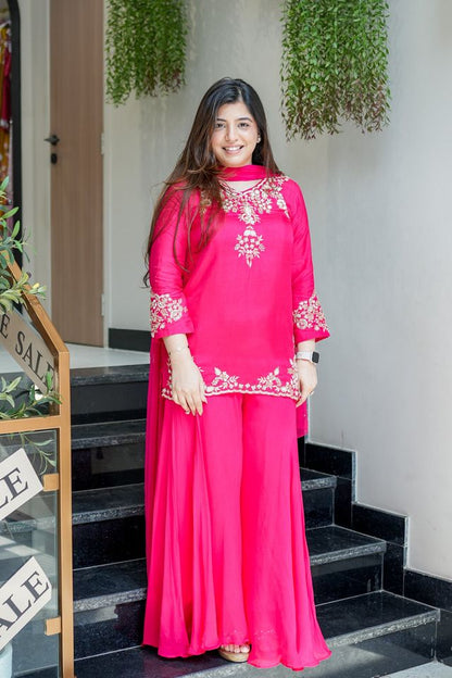 Pink Color Natural Crepe Fabric Beautiful Partywear Dress For Girls