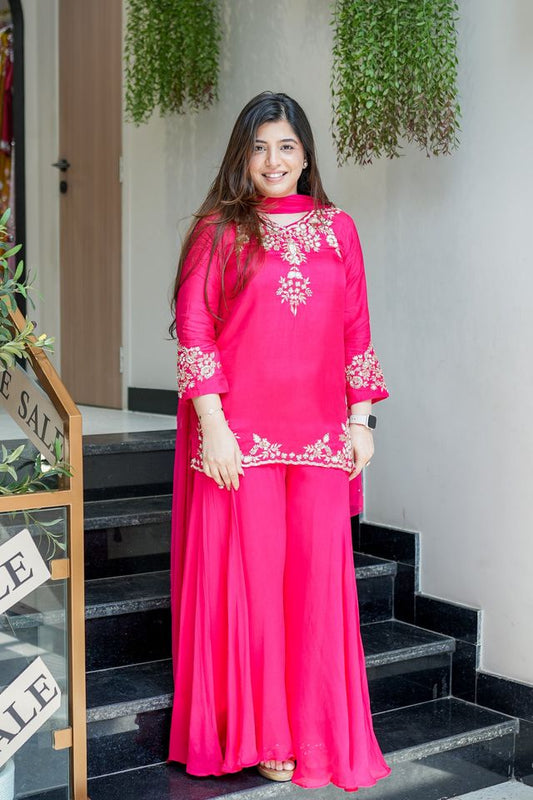 Pink Color Natural Crepe Fabric Beautiful Partywear Dress For Girls