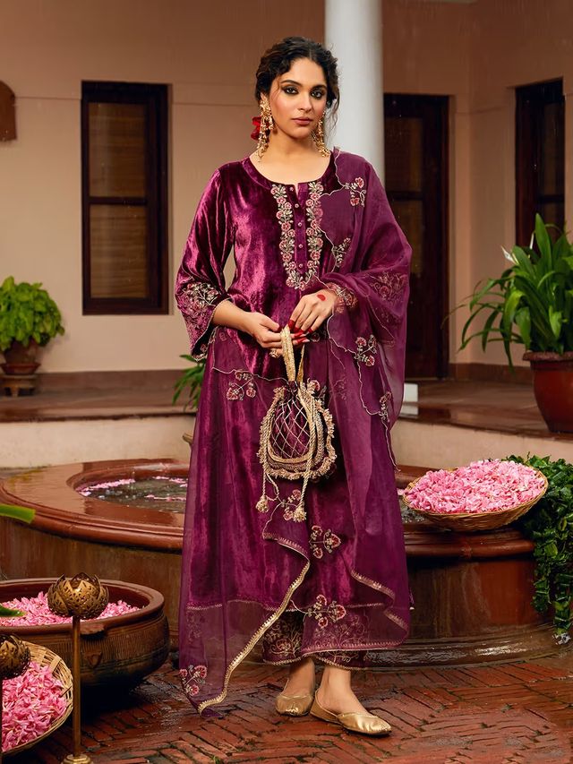Maroon Color Beautiful Winters Special Velvel Salwar Kameez