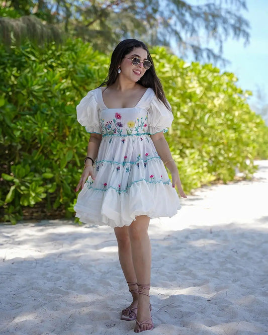 Women's Gorgeous Pure Cotton Fabric Puff Sleeve with Flare Dress
