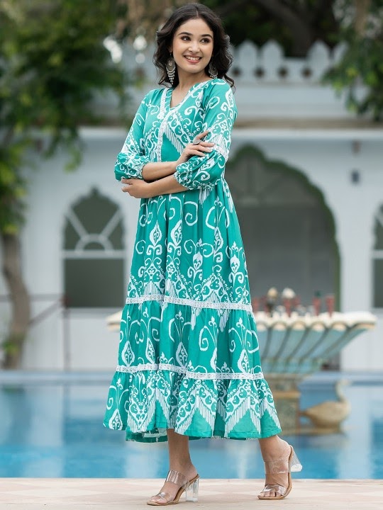 Women's Gorgeous Flared Printed French Crepe Dress