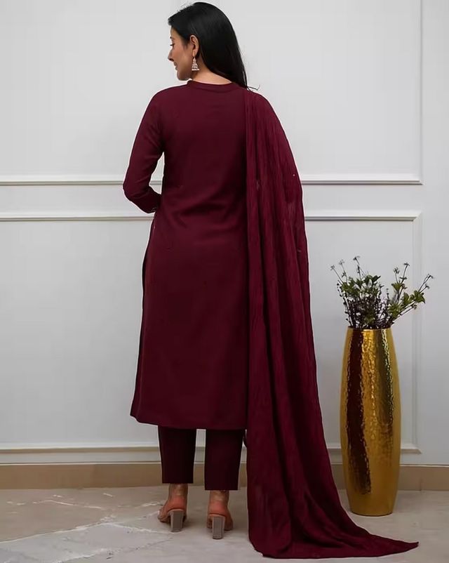 Maroon Color Ethnic Cotton Silk Fabric Readymade Kurta Set With Dupatta