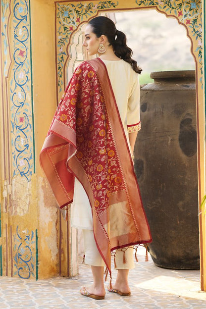Cream Color Silk Blend Fabric Beautiful Embroidered Kurta Set With Dupatta