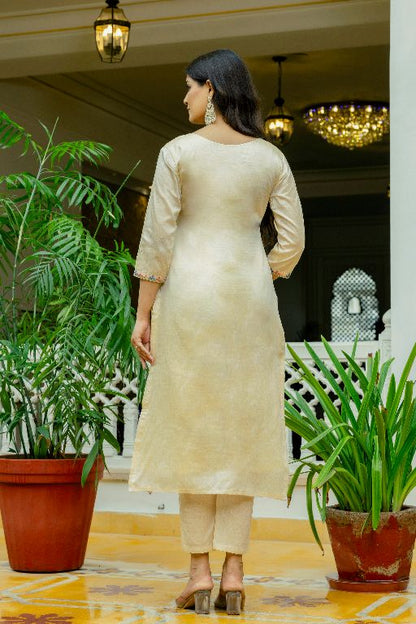 Women Beautiful Thread Work Viscose Assam Silk Fabric with Straight Kurta, Pant and Dupatta Set