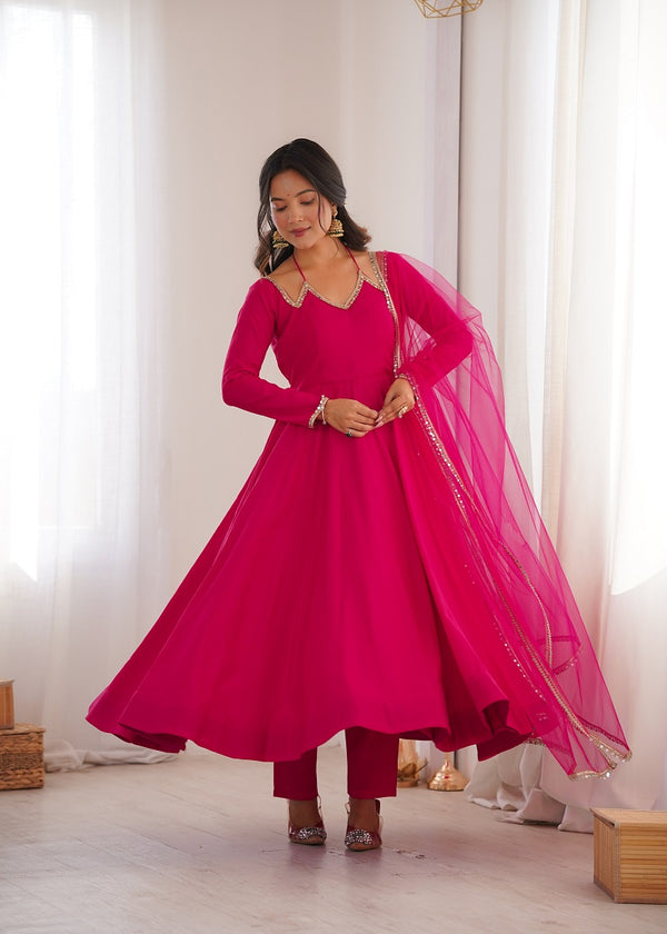 Women Ranipink Ethnic Anarkali Kurta Set for Festive & Wedding Wear