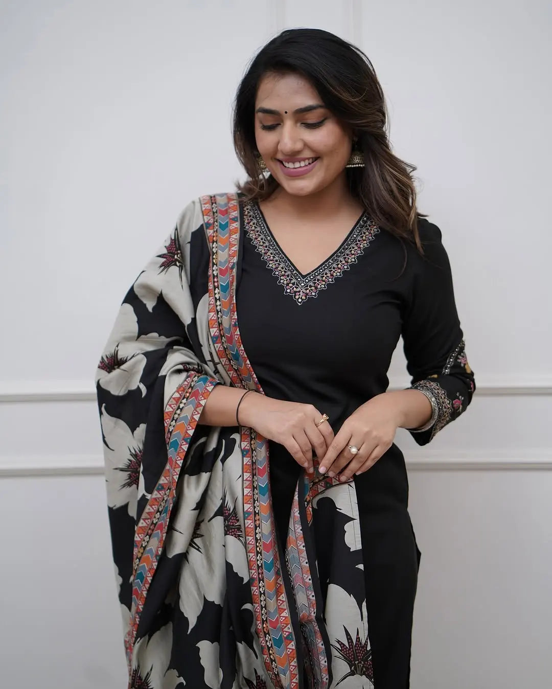 Women's Beautiful Viscose Silk Fabric Embroidery Work Straight Kurta Pant and Dupatta Set