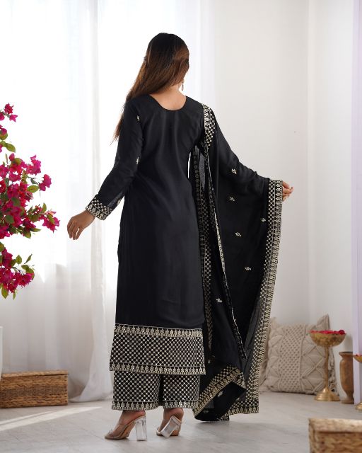  Kurta Fabric Pure Chinon Silk Fabric With Beautiful Embroidery Sequence And Jari Work On Yoke,Sleeves,