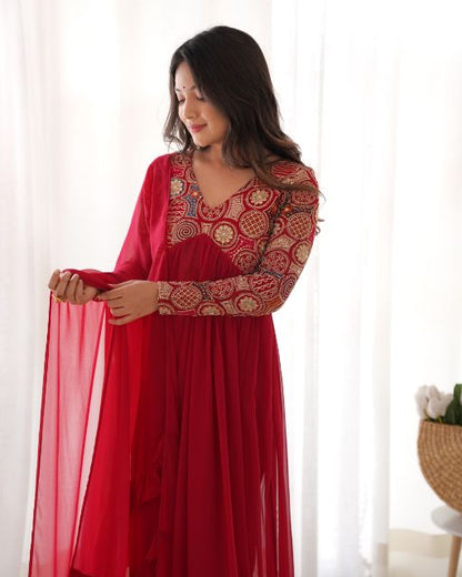 Pinterest Inspired Outfits For This Season Best Anarkali Suits From Meesho Meesho Most Viralanarkali Suit