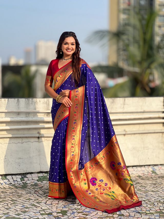 Violet Color Beautiful Soft Silk Woven Designer Partywear Saree