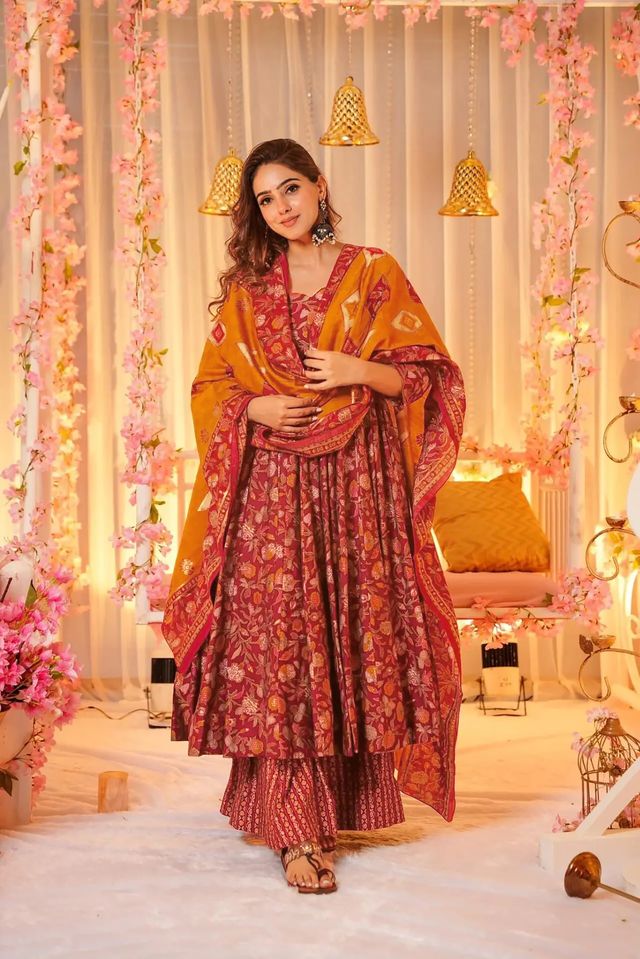 Comfortable Cotton Anarkali Suit Set