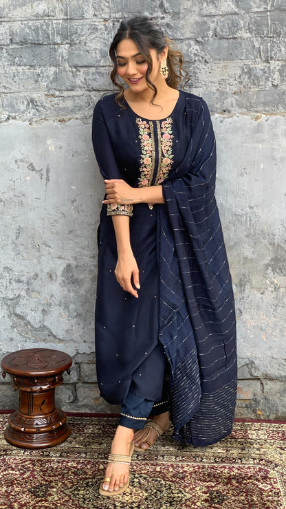 Women's Gorgeous Embroidery Viscose Chanderi Fabric Stright Kurta Pant with Dupatta Set