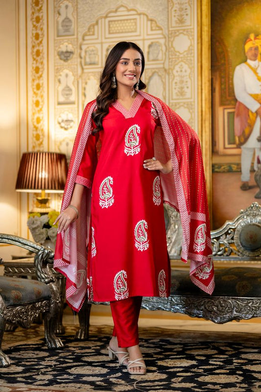 Red Color Rayon Fabric Ceremonial Readymade Kurta Set with Dupatta