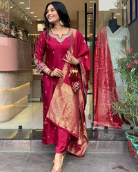 Maroon Color Designer Embroidered Ethnic Partywear Suit