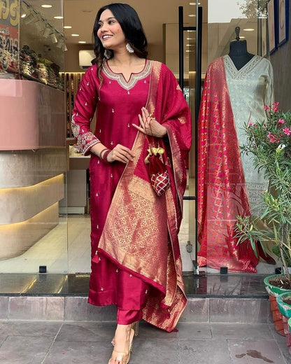 Maroon Color Designer Embroidered Ethnic Partywear Suit