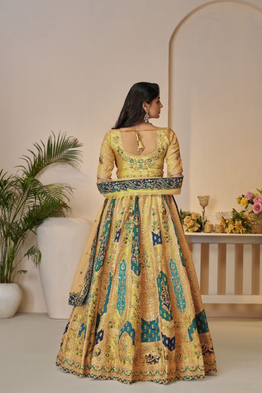 The Rajsi Haathi Collection: Stunning yellow Banarsi lehenga