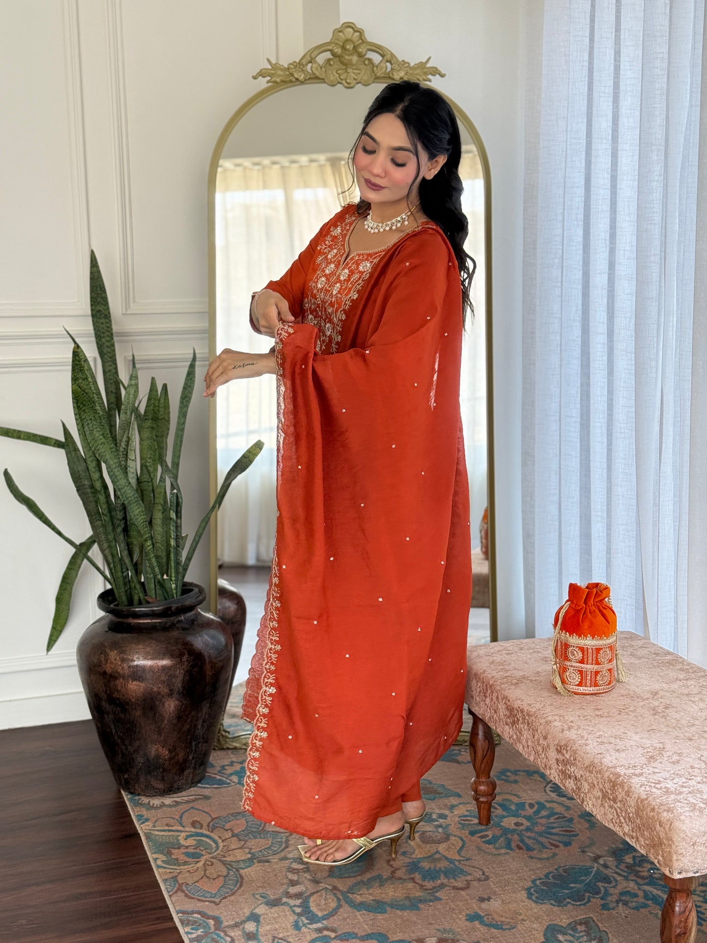 Women's Beautiful Viscose Chinon Embroidered Straight Kurta with Pant And Dupatta Set