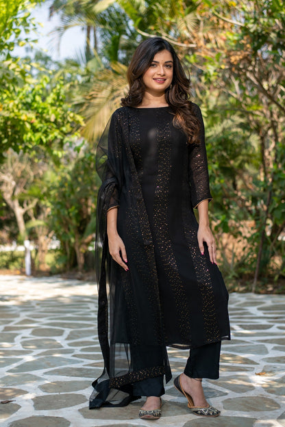 Women Gorgeous Faux Georgette Fabric Straight Kurta, Pant and Dupatta Set