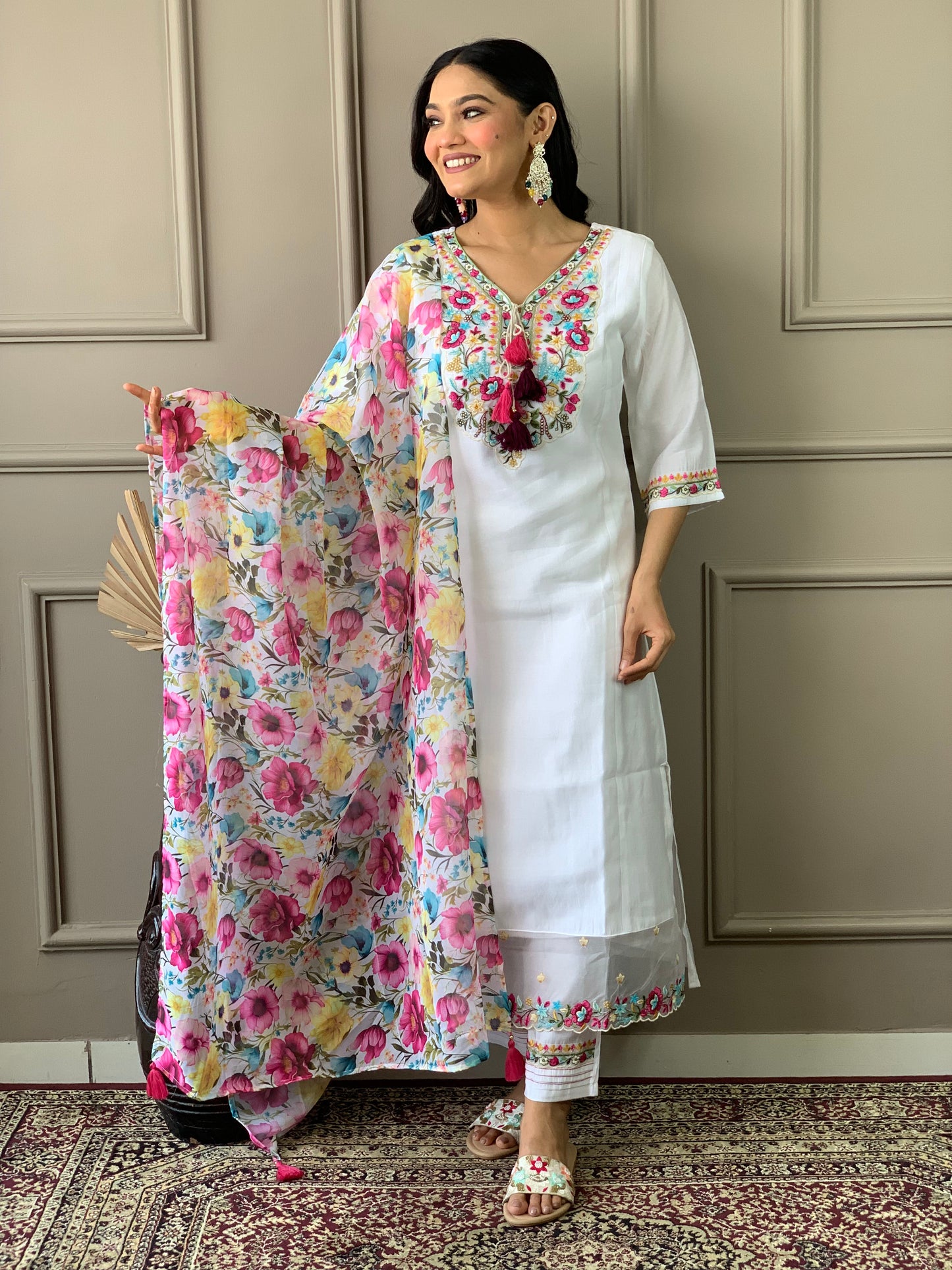 Women White Chanderi Embroidered Kurta Pant Dupatta Set