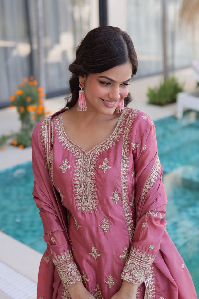 Pink Color Beautiful Ho Silk Fabric Stylish Ceremonial Attire