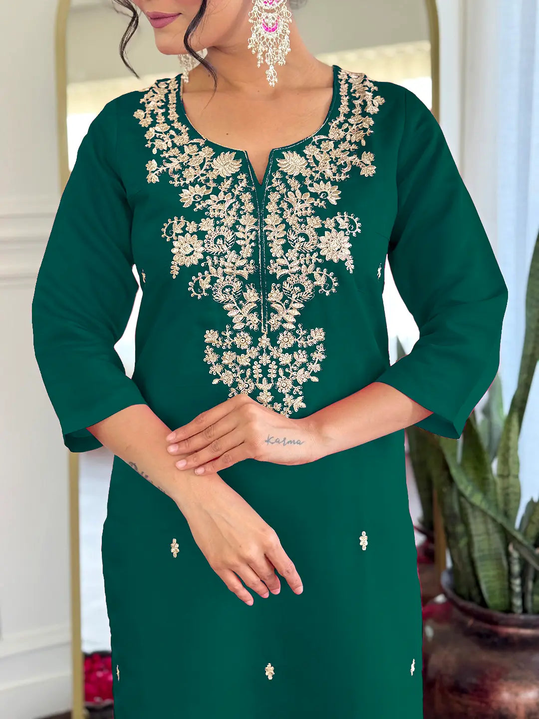 Women Gorgeous Roman Silk Fabric Straight Kurta, Pant and Dupatta Set M