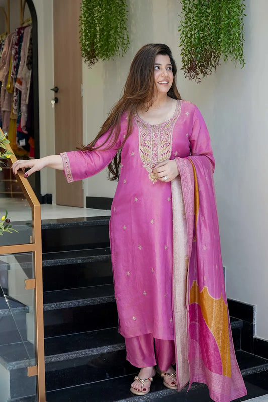 Women's Gorgeous Embroidery Cotton Fabric Stright Kurta Pant with Dupatta Set