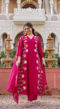Pink Color Beautiful Partywear Kurta Set With Dupatta For Stylish Looks