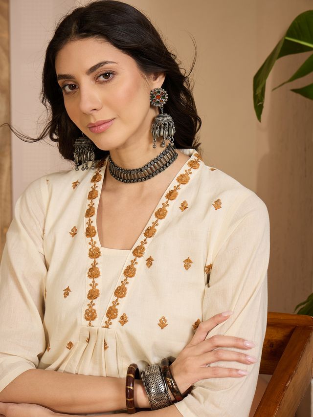 Beige Color Graceful Khadi Silk Fabric Designer Embroidery Work Top Bottom Set 4175