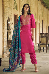 Pink Color Silk Blend Ethnic Fancy Partywear Suit With Classy Looks