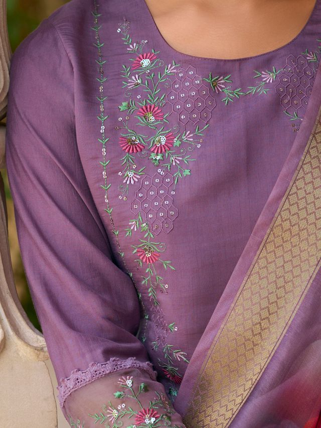Lavender Color Silk Blend Fabric Designer Embroidery Work Sophisticated Girlie Salwar Kameez
