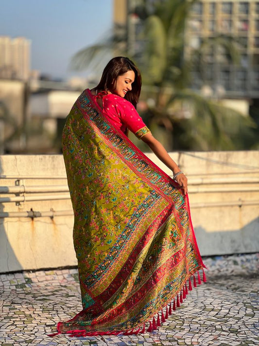 Mahendi Color Elegant Viscose Silk Fabric Rich Sophisticated Saree
