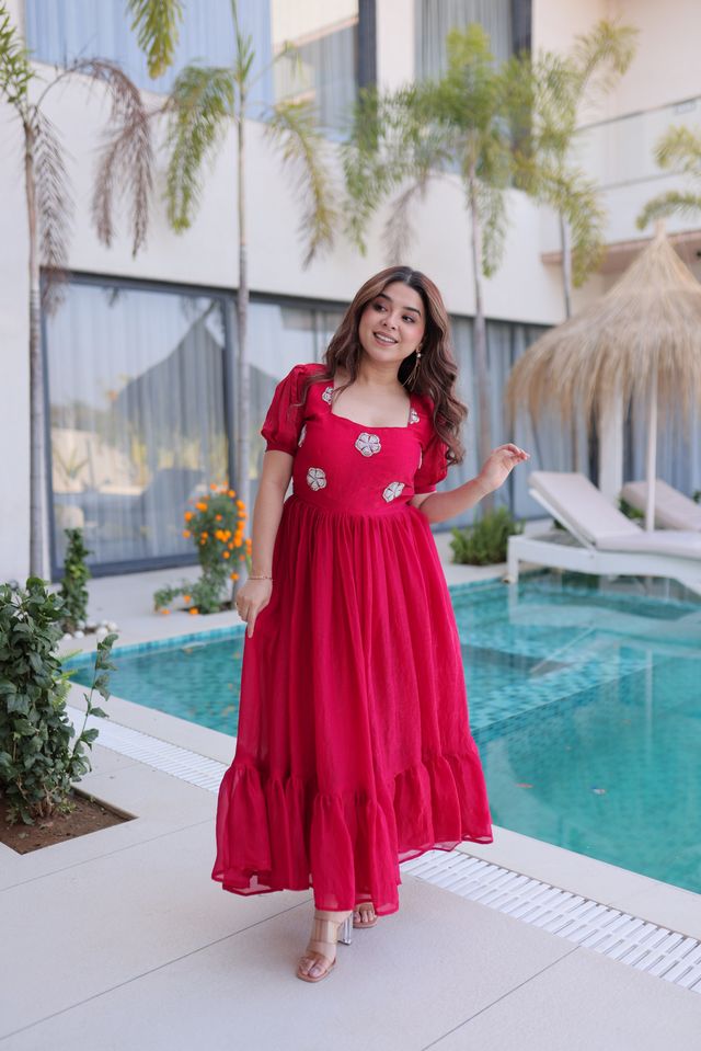 Pink Color Beautiful Ceremonial Fendy Silk Fabric Gown For Party Looks