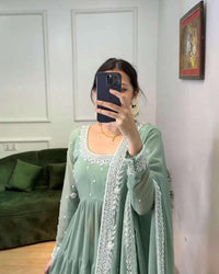 Anarkali Gowan With Duppata Set With Pent Anarkali Gowan With Emrodary