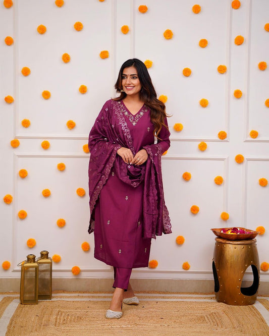 Printed Viscose Fabric Straight Kurta, Pant and Dupatta Set
