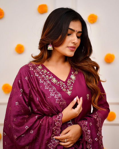 Printed Viscose Fabric Straight Kurta, Pant and Dupatta Set