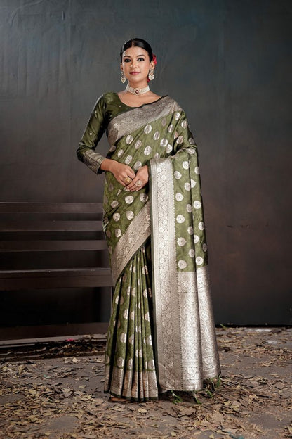 Green Color Silk Blended Fabric Woven Jacquard Designer Partywear Saree