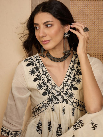 Beige Color Graceful Khadi Silk Fabric Designer Embroidery Work Top Bottom Set 4174