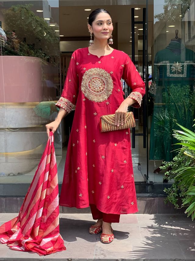 Red Color Silk Blend Fabric Designer Partywear Salwar Kameez