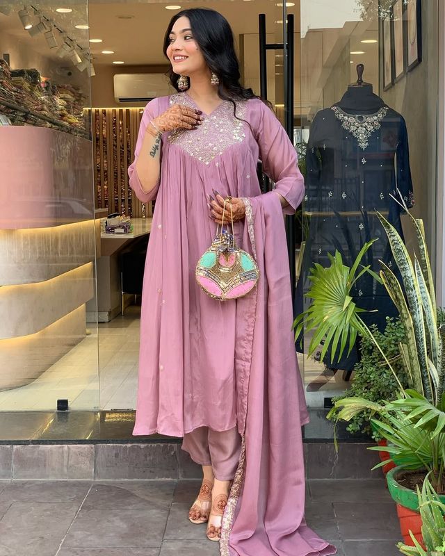OnionColor Chinon Fabric Designer Embroiderd Stitched Suit