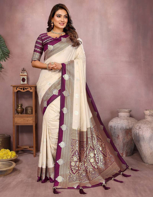 Cream Pure Handloom Kalamkari Silk With Zari Woven Design Saree With Blouse