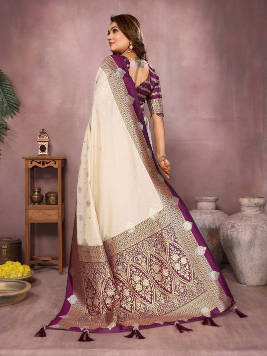 Cream Pure Handloom Kalamkari Silk With Zari Woven Design Saree With Blouse