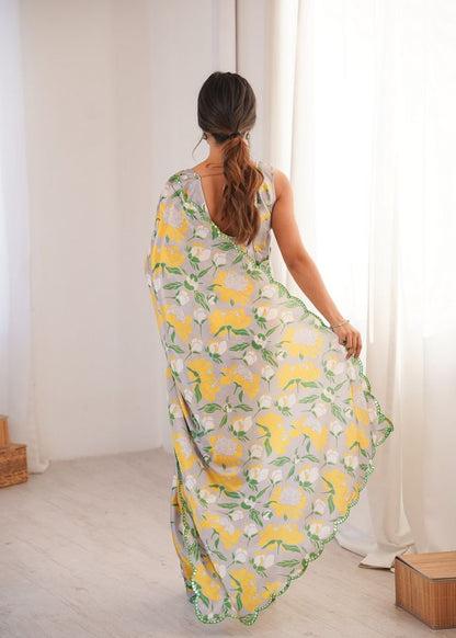 Off White Color Girlie Chinon Fabric Designer Digital Printed Ceremonial Saree