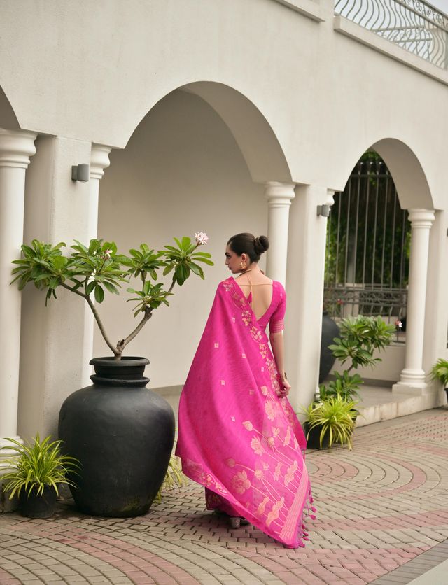 Pink Color Jute Linen Silk Fabric Beautiful Graceful Saree