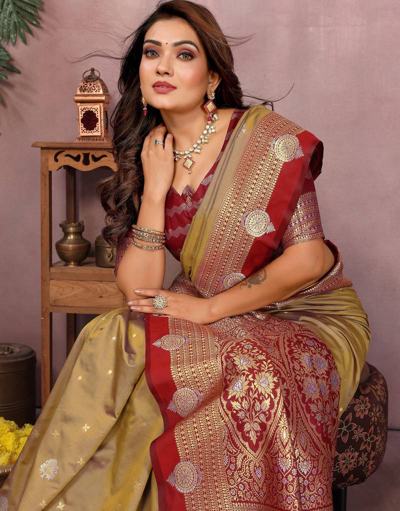 Golden Pure Handloom Kalamkari Silk With Zari Woven Design Saree With Blouse