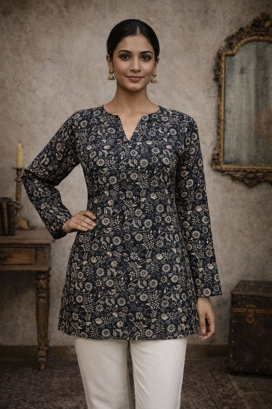 Black Color Designer Digital Printed Formal Rich Looks Kurta For Girls