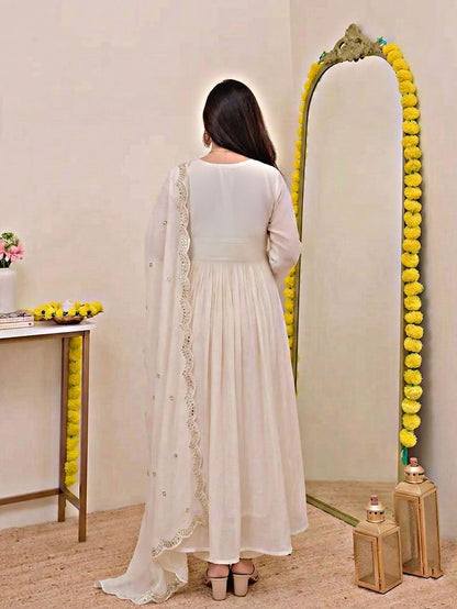 CreamColor Chanderi Silk Fabric Designer Embroiderd Stitched Suit