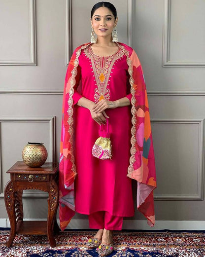 Pink Color Cotton Fabric Elegant Salwar Kameez