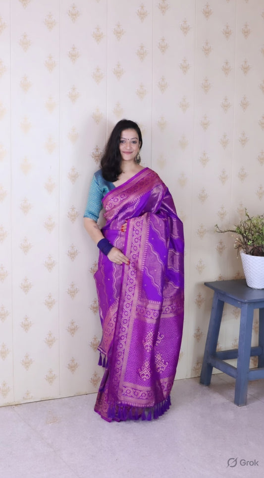 Purple Color Soft Silk Woven Jari Designer Ethnic Partywear Saree