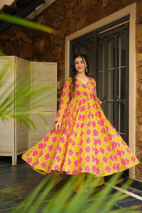 Simple Elegant Anarkali Suit for Women