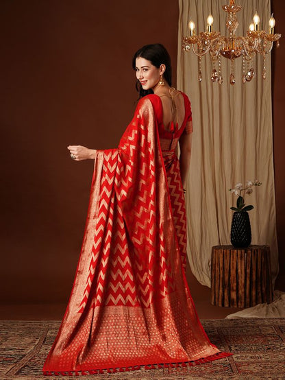 Red Color Beautiful Woven Ethnic Georgette Fabric Ceremonial Saree